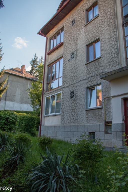Chic Apartment Braşov Exteriör bild