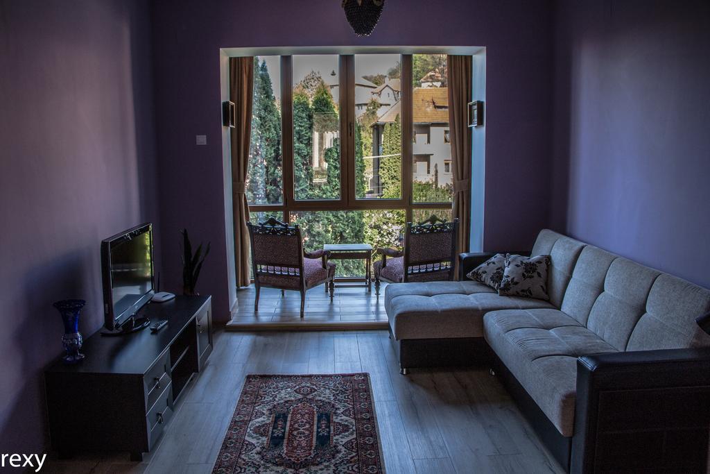 Chic Apartment Braşov Exteriör bild