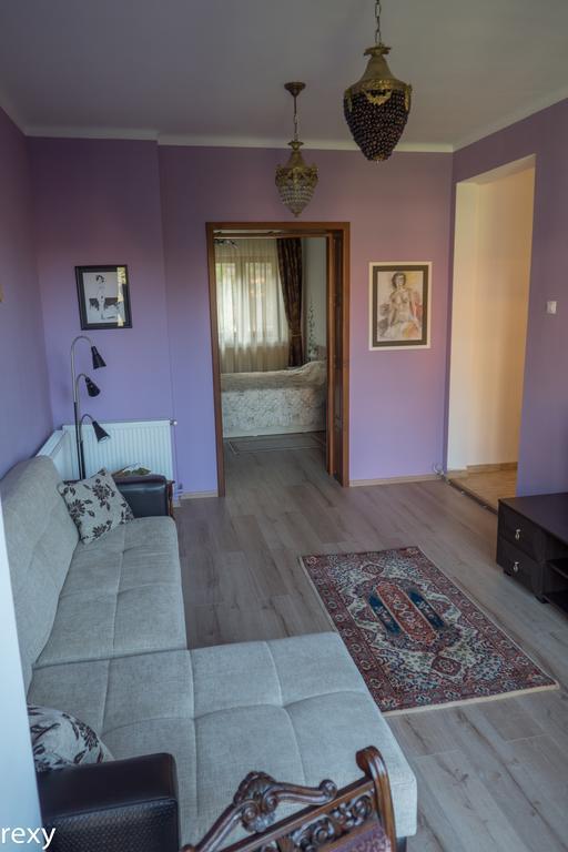 Chic Apartment Braşov Exteriör bild