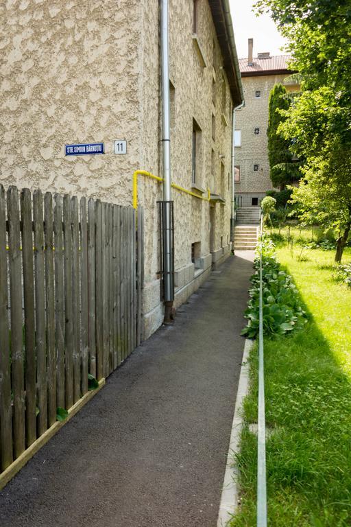 Chic Apartment Braşov Exteriör bild