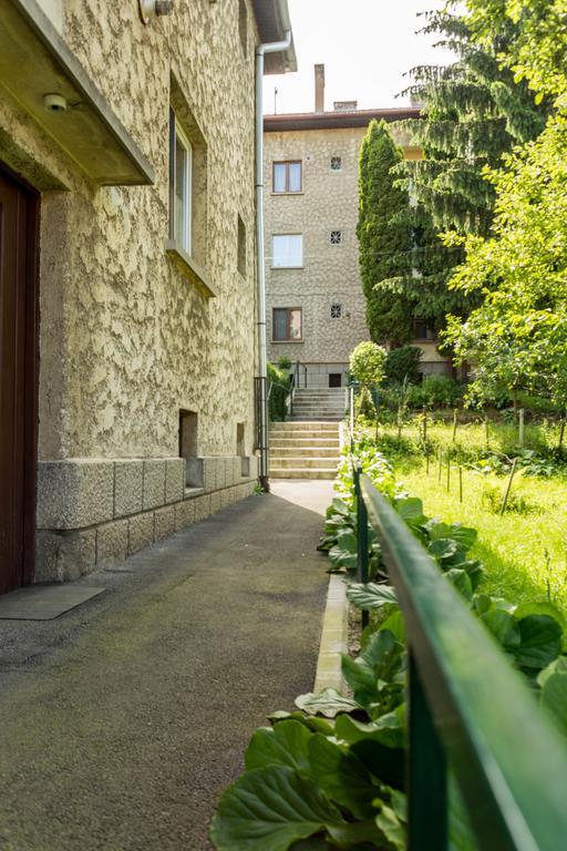 Chic Apartment Braşov Exteriör bild