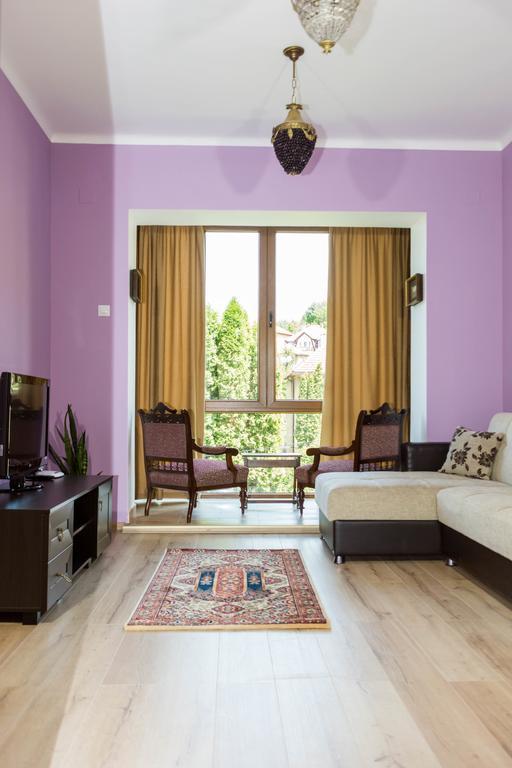 Chic Apartment Braşov Exteriör bild